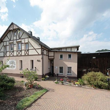 Ferienwohnung Ripa Erzgebirge In Schwarzenberg 施瓦岑贝格 外观 照片